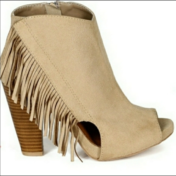 Qupid Bailey Bootie - Picture 8 of 8